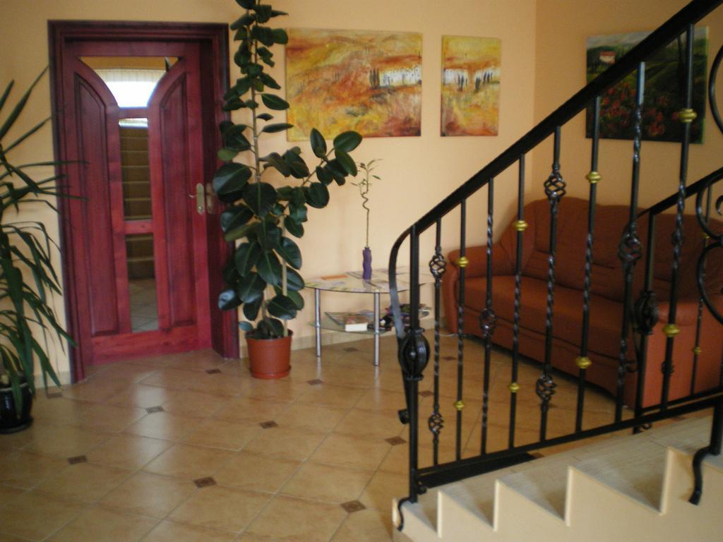 Mediterran-Apartmanok-Harkány מראה חיצוני תמונה