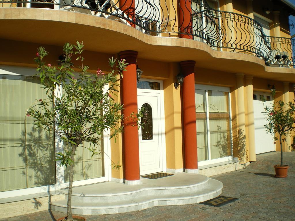 Mediterran-Apartmanok-Harkány מראה חיצוני תמונה